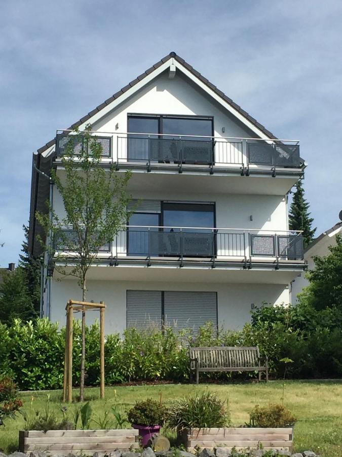 Ferienwohnungen Pellenzblick - Wohnen Auf Zeit - Nickenich Esterno foto